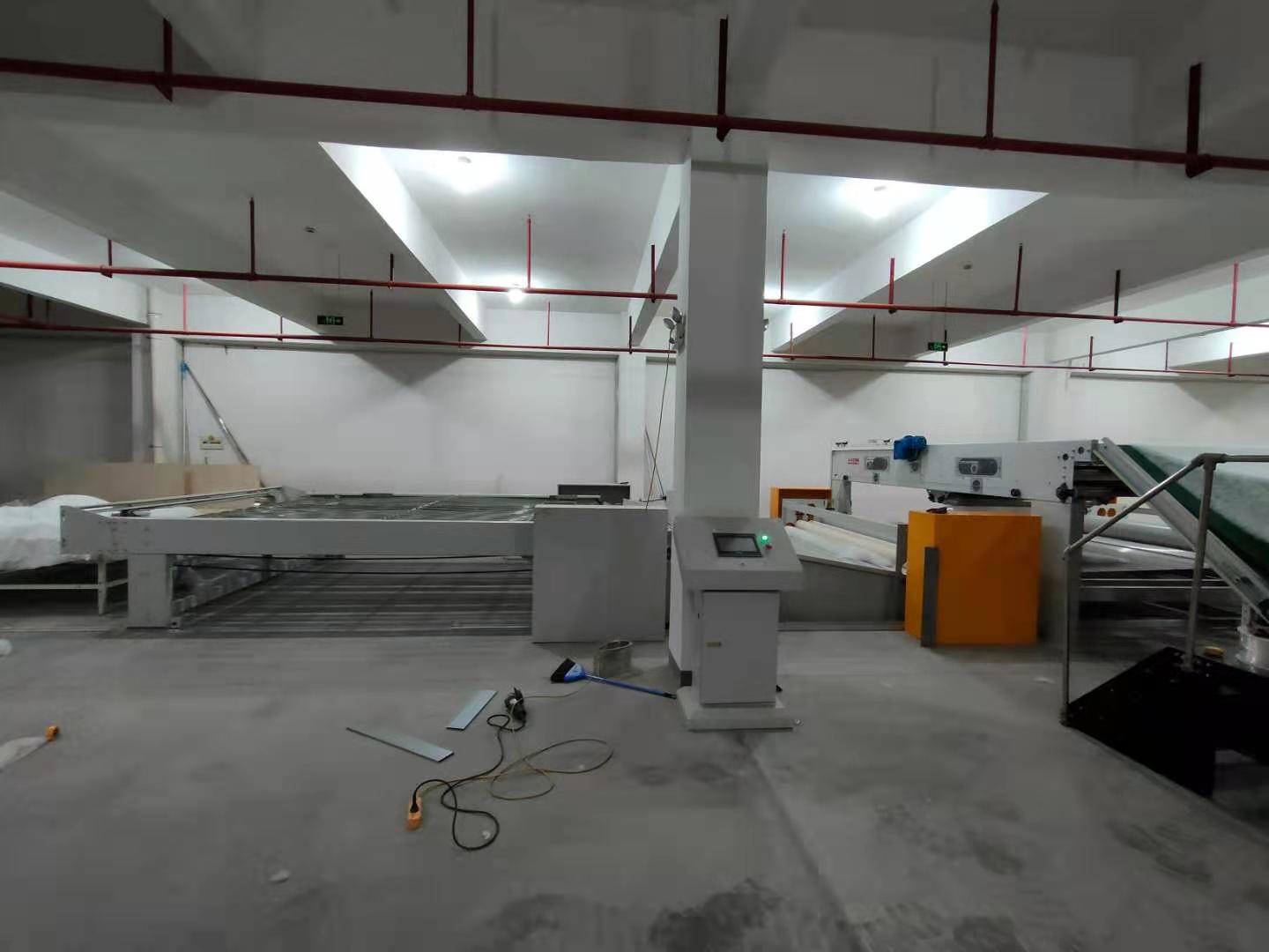 被褥生產(chǎn)線-帶裝套機(jī)